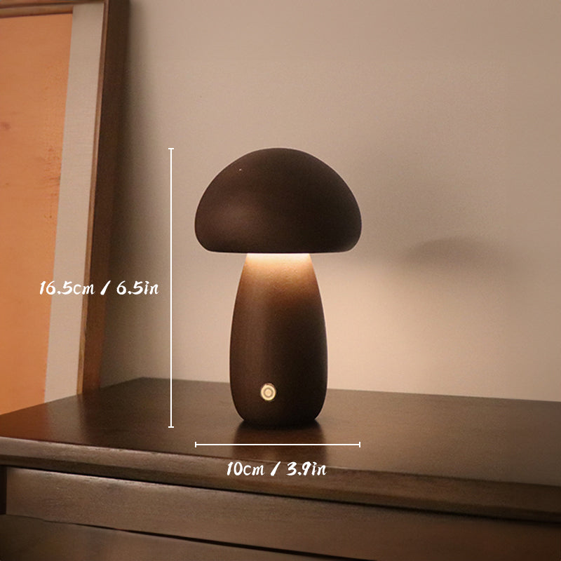 MushLume – Genopladelig Svampebordlampe i Træ Misterlamp