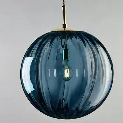 Pendellampe i Farget Glas – Elegant Belysning i Grå, Blå, Rød eller Amber Blå Bonusvis