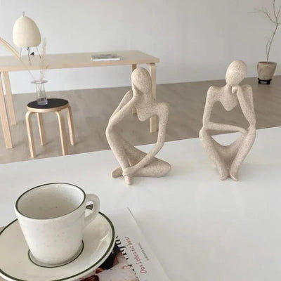 Elegance og Ro Statue – Dekorativ Resin Kunst til Dit Moderne Hjem Bonusvis