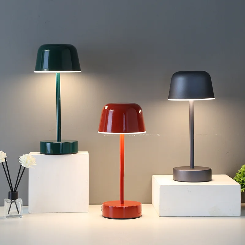 Prisma Bordlampe – Genopladelig med Justerbar Lysstyrke og 3 Lysfarver Bonusvis