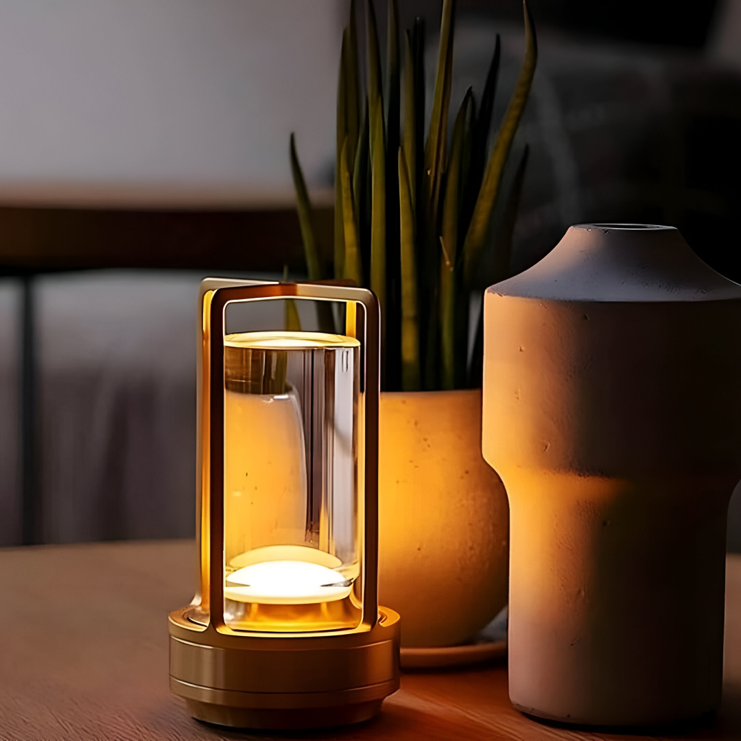 ElegantLight Bordlampe – Stilfuld og Funktionel Løsning til Indendørs og Udendørs Brug Bonusvis