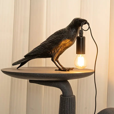 RavenGlow Lampe – Mystisk og Elegante Indretningsbelysning med Krage Design Bonusvis